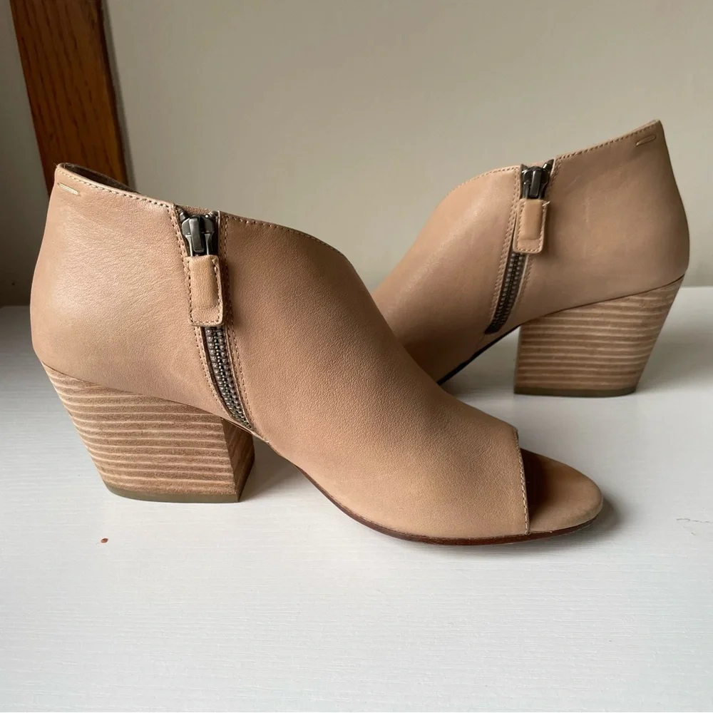 Eileen Fisher Elegant Tan Peep-Toe Ankle Boots Size 7 - Picture 6 of 7
